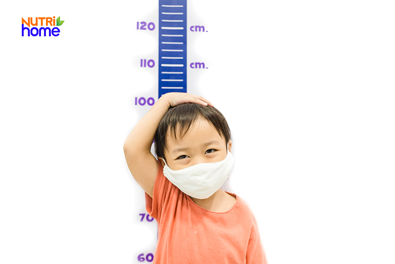 Theo chuẩn chỉnh của WHO, độ cao chuẩn chỉnh của nhỏ bé trai 6 tuổi tác vào thời gian 116cm