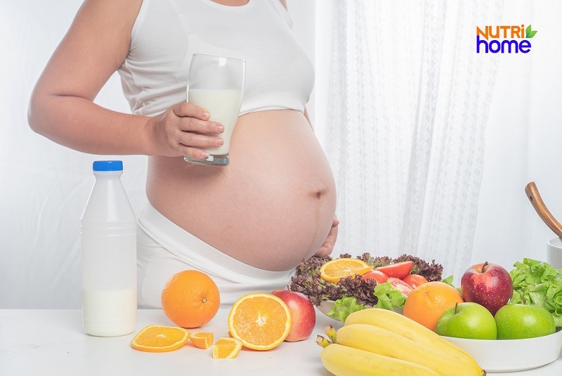 Bạn nên chọn các loại thực phẩm bổ sung sắt và kẽm từ khi bé còn trong bụng mẹ.
