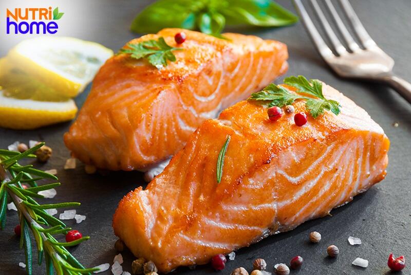 thực phẩm nhiều protein, cá hồi, thịt cá