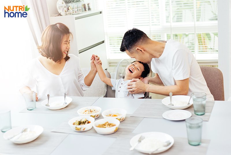 giải pháp cho trẻ biếng ăn tâm lý