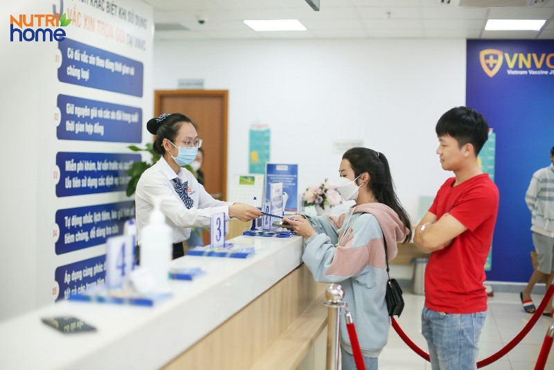 Tiêm vắc xin cho trẻ ở đâu an toàn và uy tín?