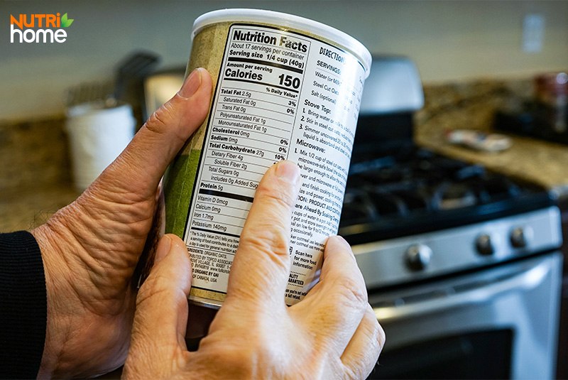 chế độ ăn cho người bị máu nhiễm mỡ, luôn đọc nhãn thực phẩm