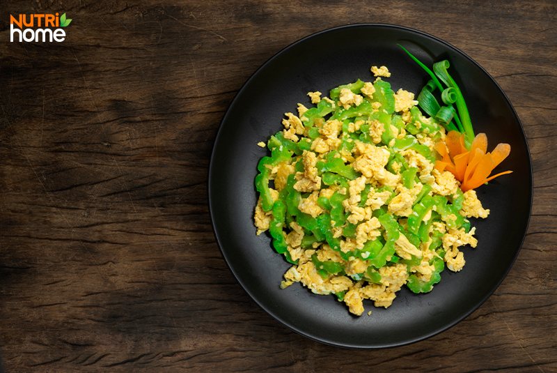 món ăn từ trứng cho người bị mỡ máu cao, khổ qua xào trứng