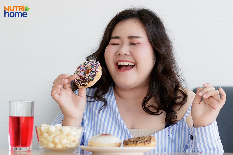 mỡ máu cao gây đau đầu do chế độ ăn
