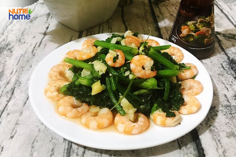 Rau bí xào tôm nõn cho mẹ bầu