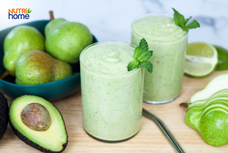 Sinh tố lê và quả bơ cho bà bầu