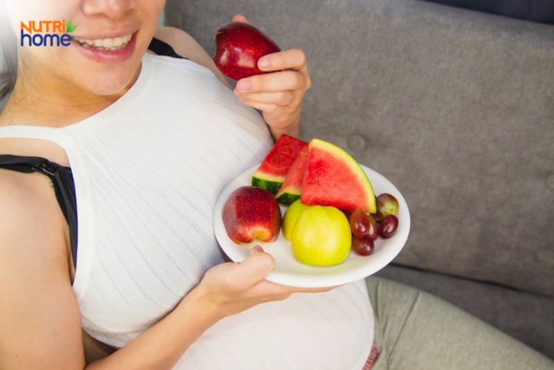 Mẹ nên ăn bao nhiêu trái cây khi mang thai 3 tháng giữa?