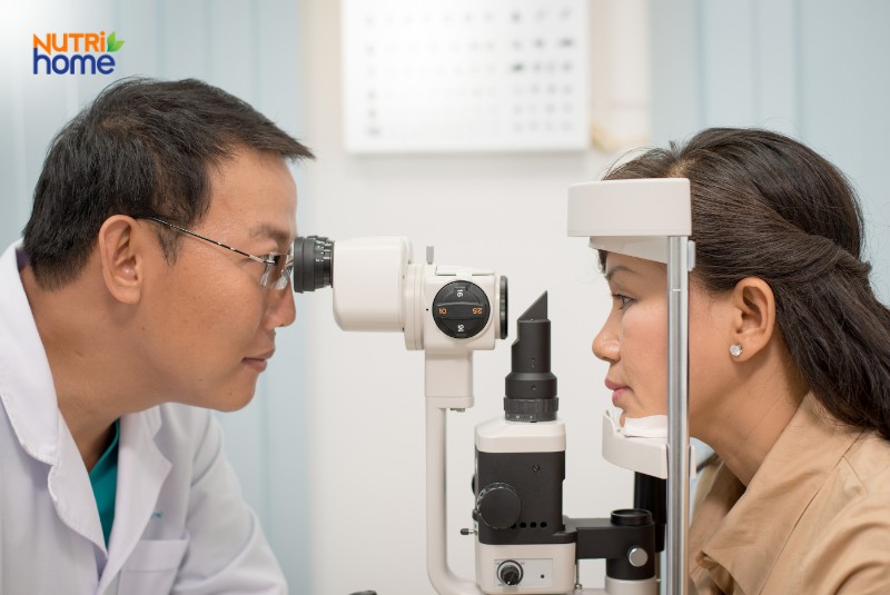 Cách phòng ngừa và chăm sóc mắt cận thị tại nhà