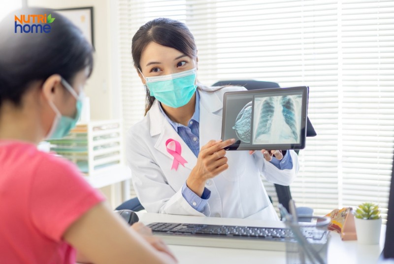 Người bị u vú nên nên làm gì?