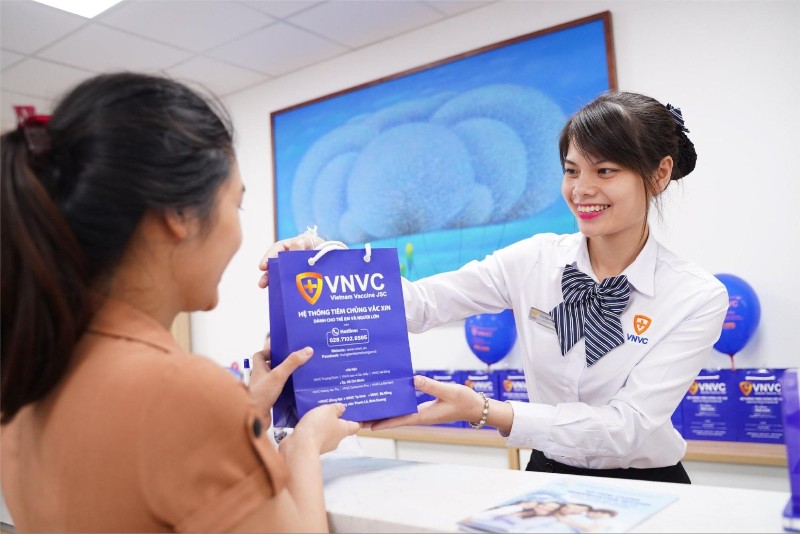 Giá bình ổn, thường xuyên có chính sách ưu đãi và miễn phí tiêm vắc xin cùng nhiều quà tặng hấp dẫn