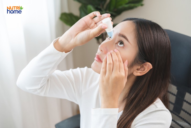 Cách trị mắt nhìn mờ như có màng che