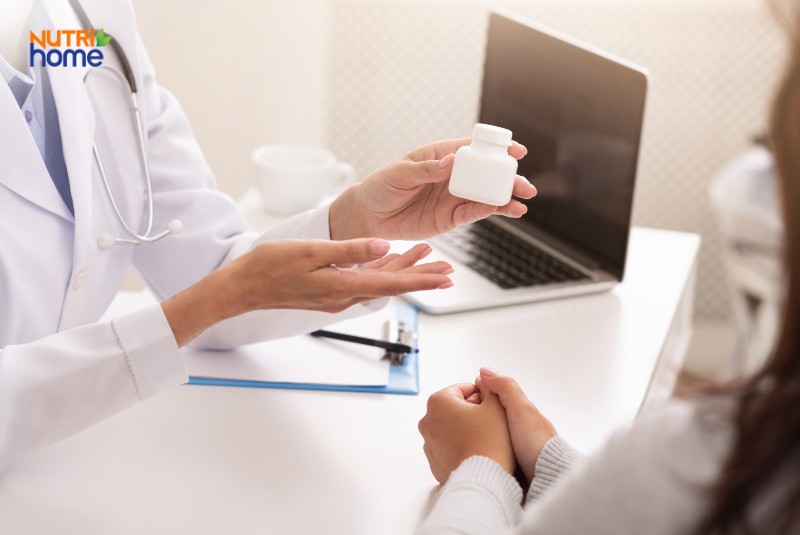 ung thư vú cần kiêng những gì, dùng thuốc không có chỉ định