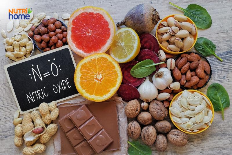 Xuất huyết dưới kết mạc kiêng ăn gì? Ăn quá nhiều thực phẩm làm giãn mạch tự nhiên