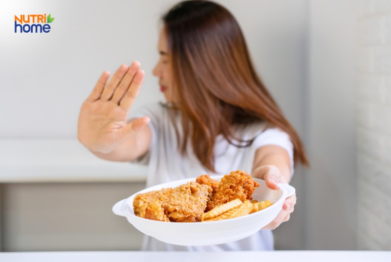 Thực phẩm cần tránh khi muốn cải thiện chất lượng trứng và mang thai