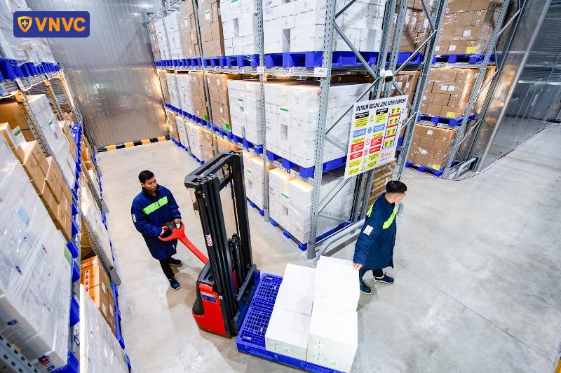 Mua gói tiêm chủng cho bé ở VNVC