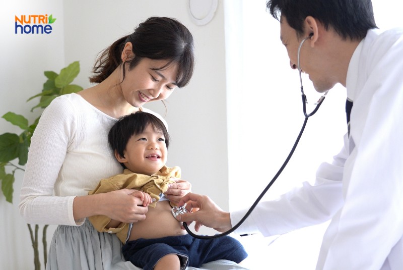 trẻ bị viêm dạ dày