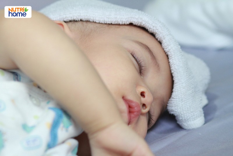 Phản ứng sau tiêm vắc xin phế cầu