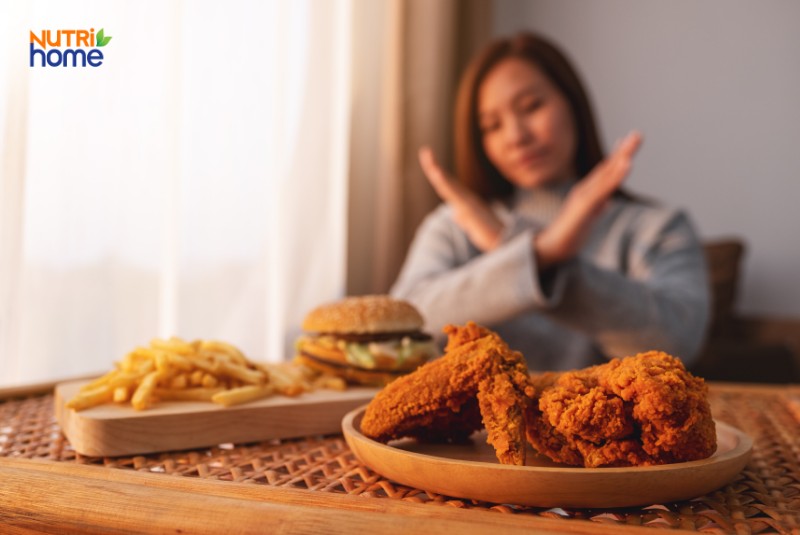 cholesterol thấp không nên ăn gì