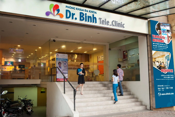 Phòng khám đa khoa Dr. Binh Tele_Clinic với lối vào rộng rãi và không gian hiện đại