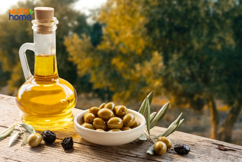 Dầu Ô Liu Và Ô Liu Nguyên Chất Giàu Chất Béo Lành Mạnh Tốt Cho Tuyến Tụy
