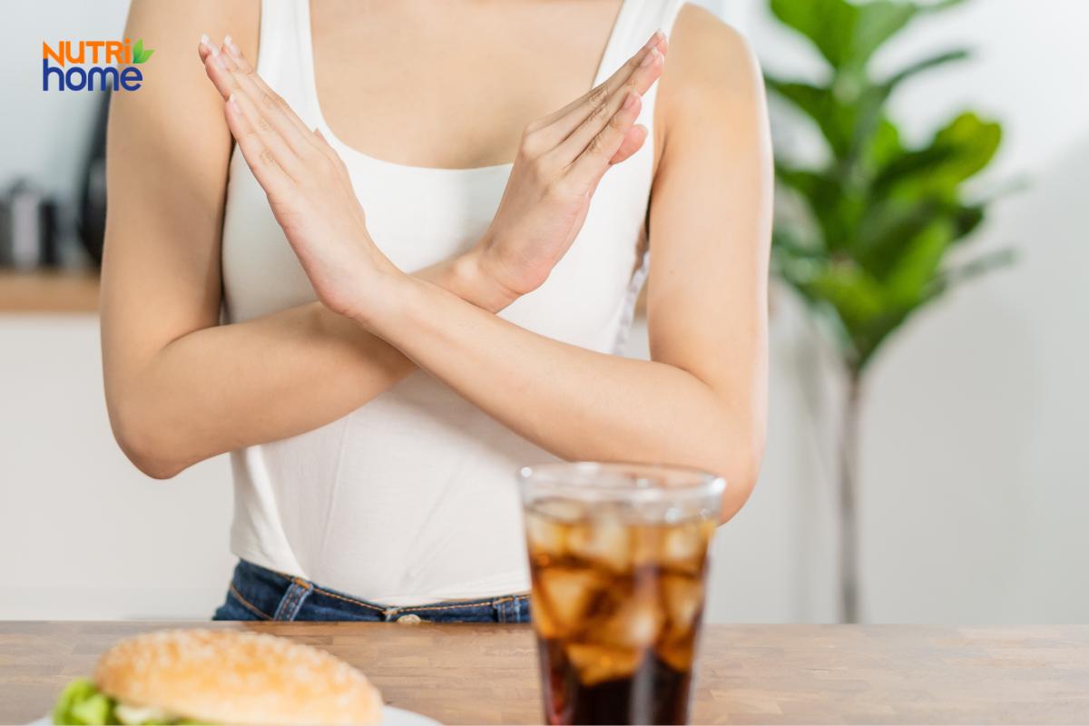 tránh đồ uống có đường khi áp dụng chế độ keto